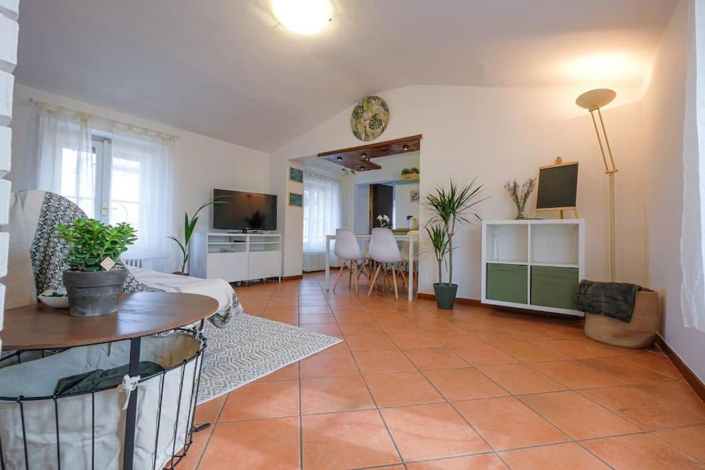 Intero Alloggio: Frida'S Apartment Bergamo Zewnętrze zdjęcie